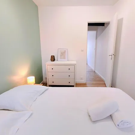Maison Renovee 2 & Bureau * Saint-Andre-lez-Lille